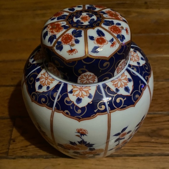 Beautiful Home Decor - Picture 1 of 8